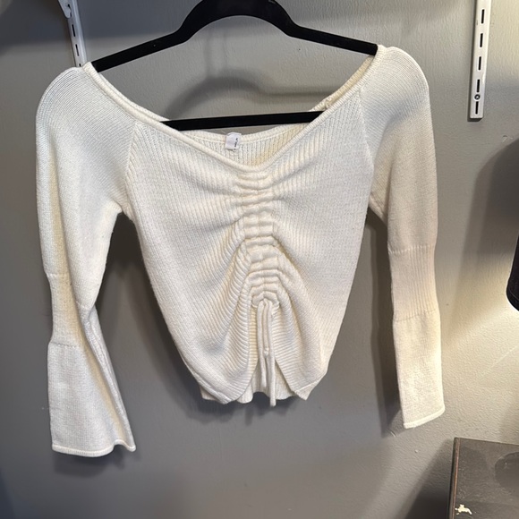 hey babe Tops - Chic White Knit Sweater